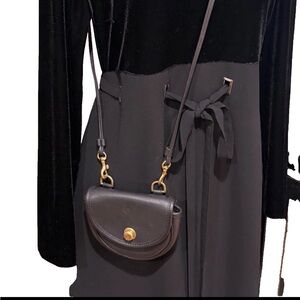 Vintage Coach 9826 Black Leather Belt Crossbody Bag with Gold Hardware